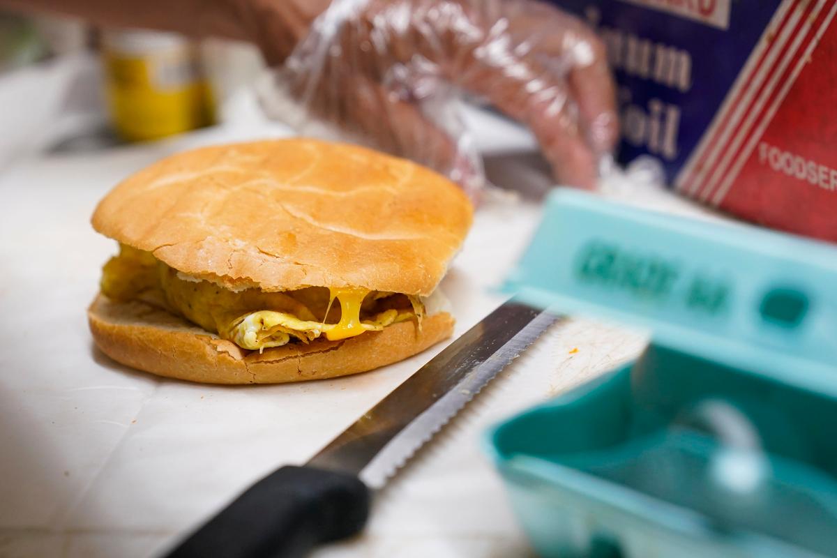 Inflation Hits NYC’s Bodega Favorite: Bacon, Egg, and Cheese