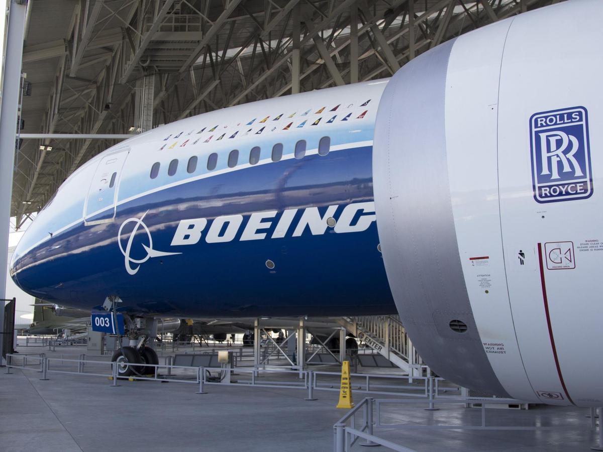 White House Hails $37 Billion Boeing Dreamliner Deal With Saudi Arabia