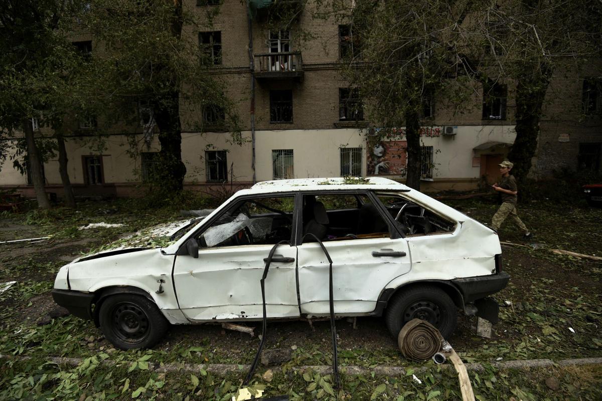 Russia Says It Is Stepping Up Operations as More Rockets Hit Ukraine