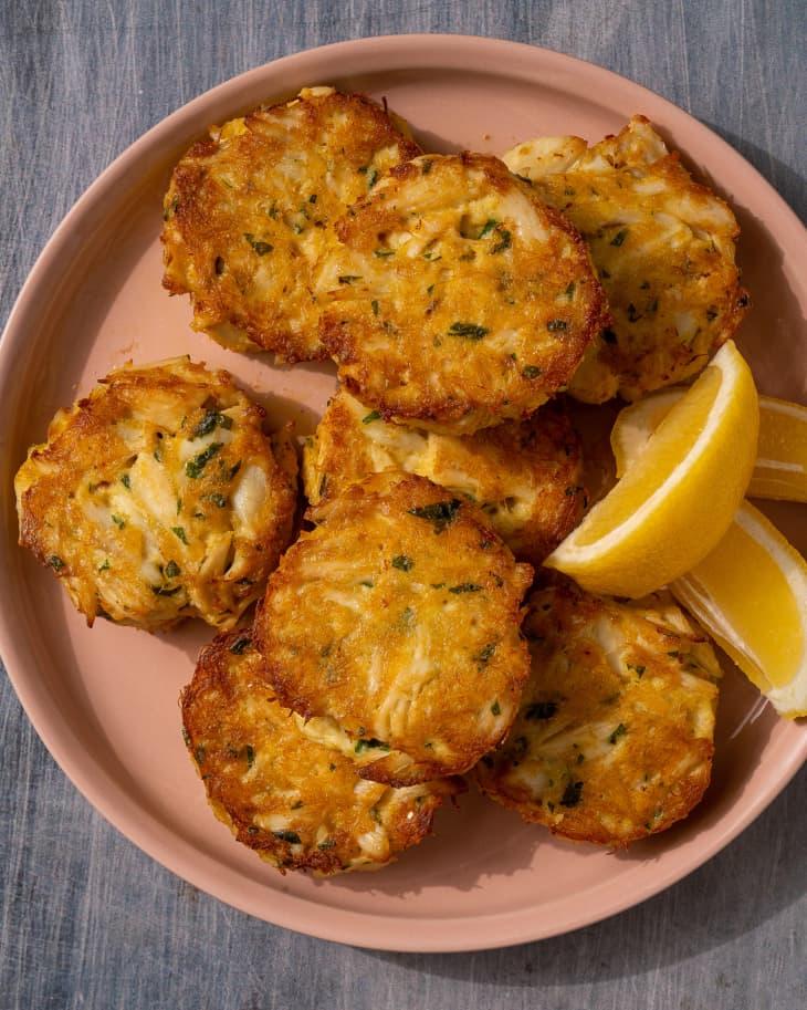 The Easiest Baked Crab Cakes Are Perfect for the Season
