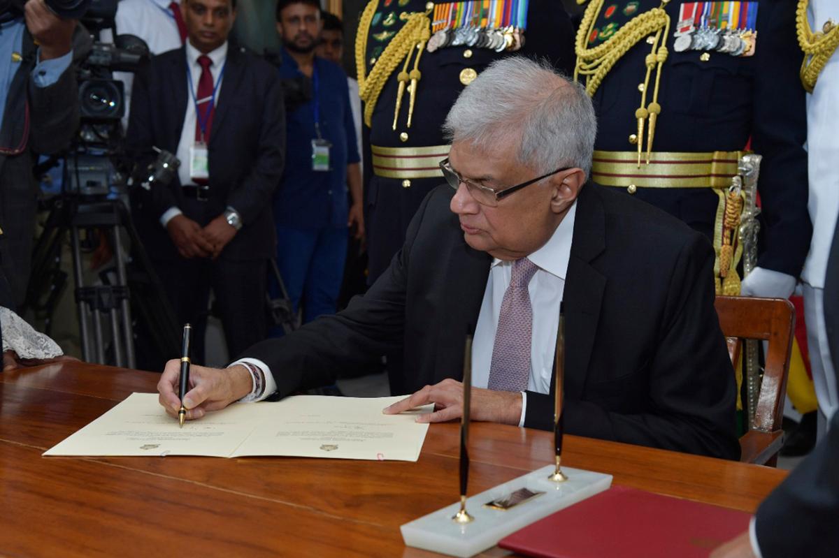 Sri Lanka’s Newly Elected President Sworn Into Office