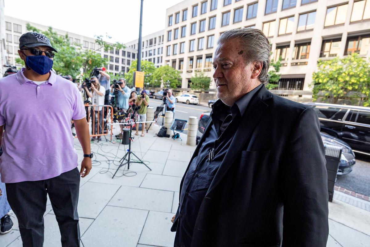 Jury Begins Deliberations in Contempt Trial of Former Trump Aide Steve Bannon