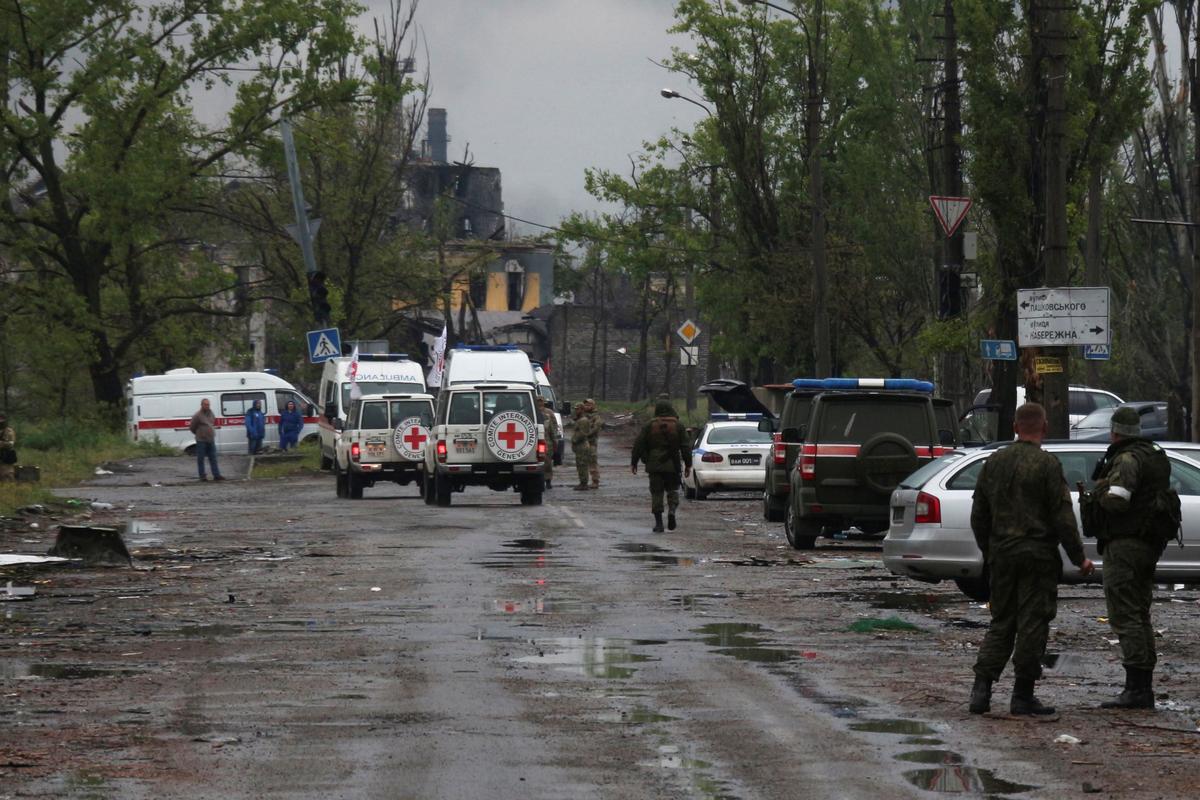 Russia Says Ukraine Shelling Killed Dozens of Ukrainian POWs; Ukraine Denies the Attack
