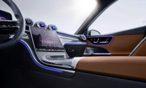 Mercedes-Benz Recalls 144,000 Vehicles for Blank Instrument Panel Displays