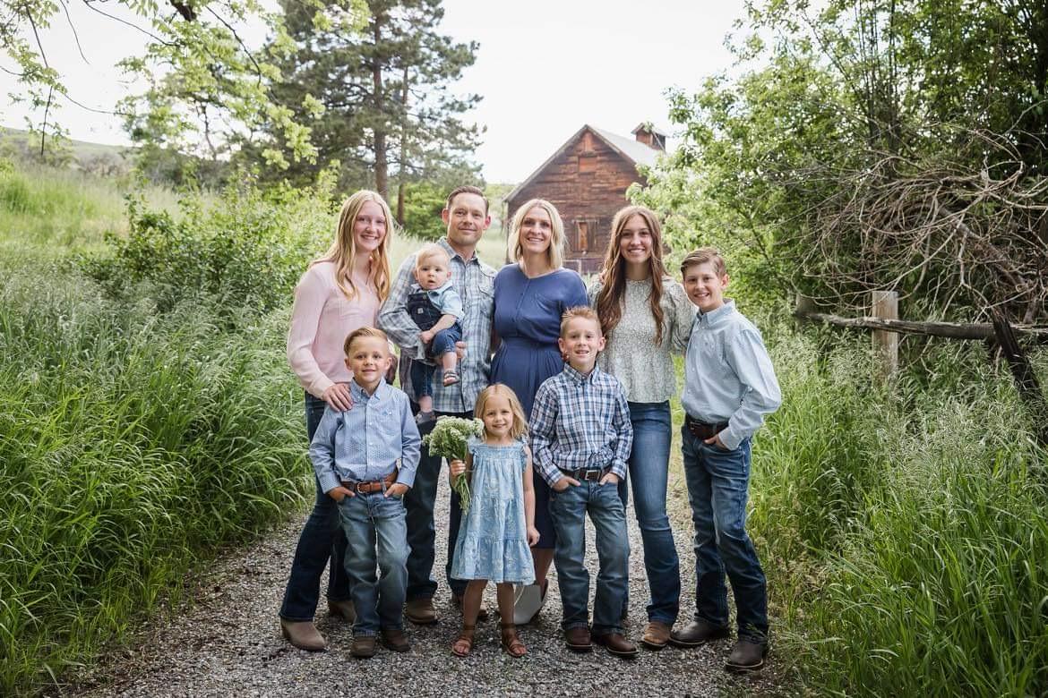 US Army Pilot Who Vaccinated Under Duress Punished for Questioning COVID Shots, Family Claims