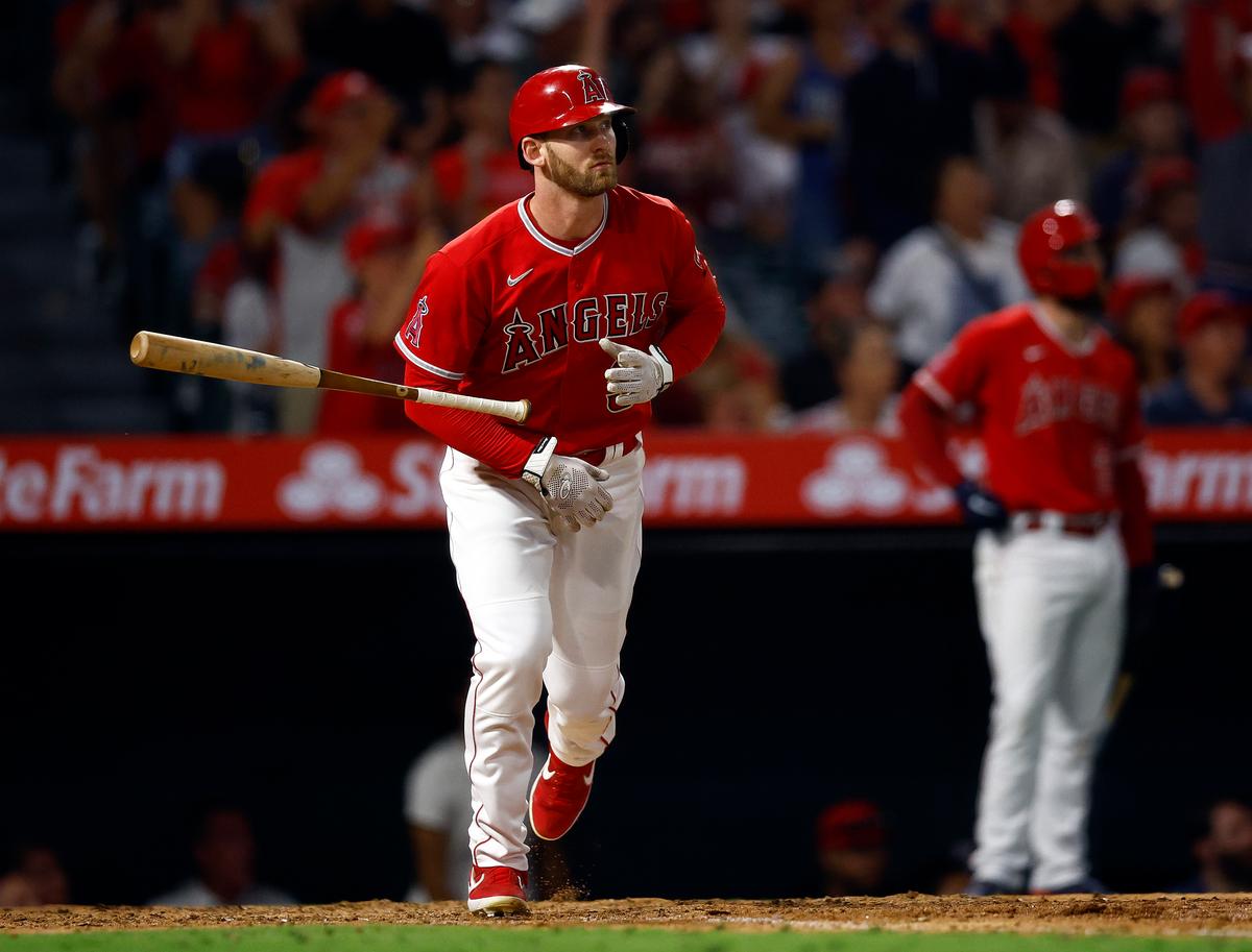 Ohtani, Ward HR, Angels Rally Past Twins 5–3 in 11 Innings