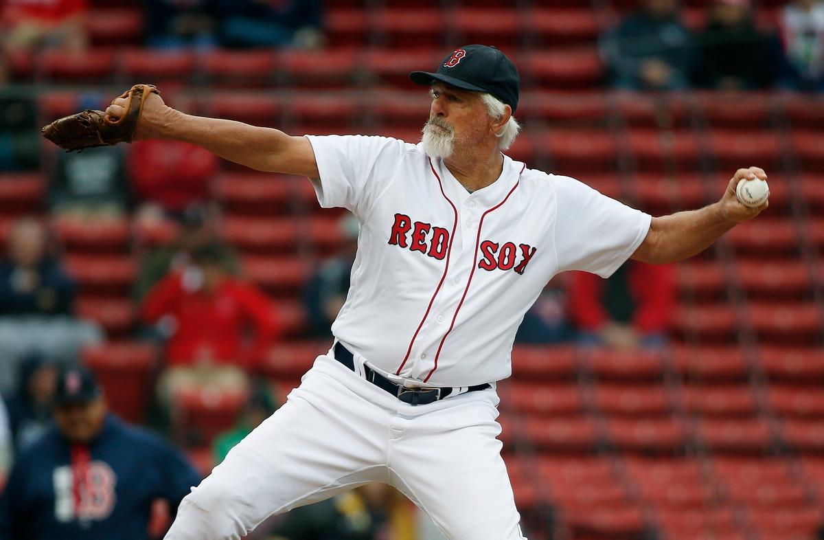 Former Boston Red Sox Star Bill Lee, 75, Collapses at Exhibition Game