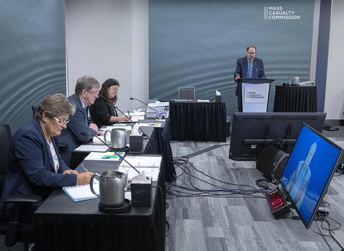 NS Inquiry: Senior RCMP Officer Pushed to Withhold Police Safety Bulletin on Killer