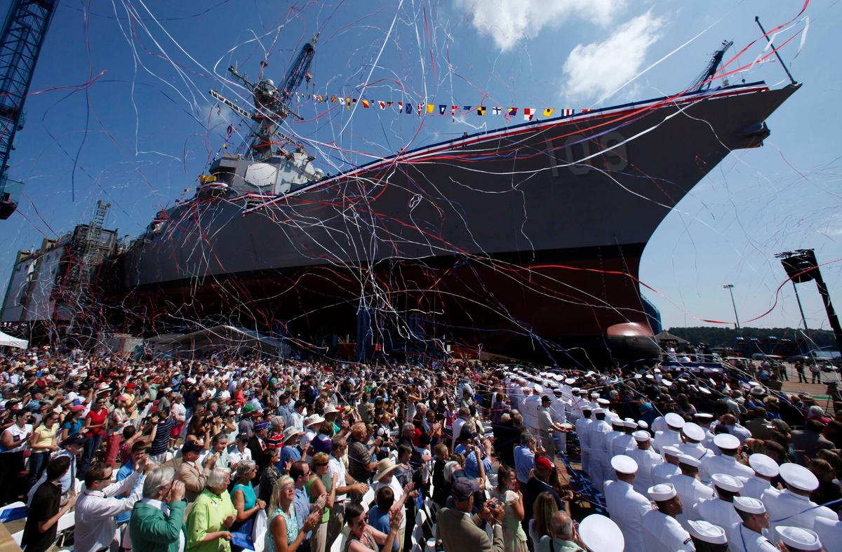 Navy Wants New Destroyer With Lasers, Hypersonic Missiles