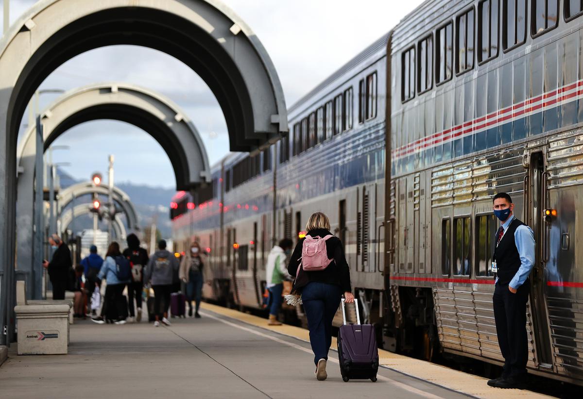 Amtrak Cancels Some Long-Distance Trains Ahead of Potential Strike