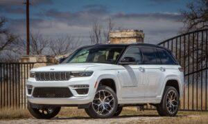 419,000 Grand Cherokees Recalled Over Side Air Bag Deployment Delay