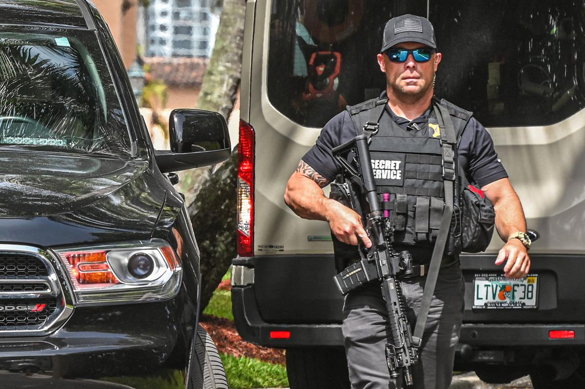 Secret Service Joins Search for Homicide Suspect Who Escaped Hospital in Washington