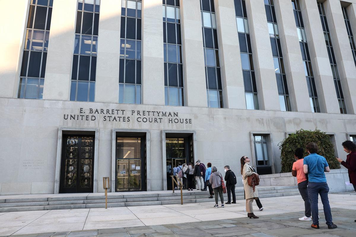 Many Prospective Jurors in Oath Keepers Trial Say They Can Be Impartial Despite Strong Views