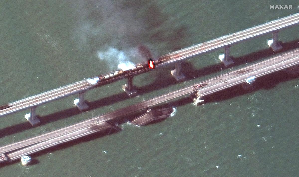 Russia Arrests 8 for Crimean Bridge Bombing