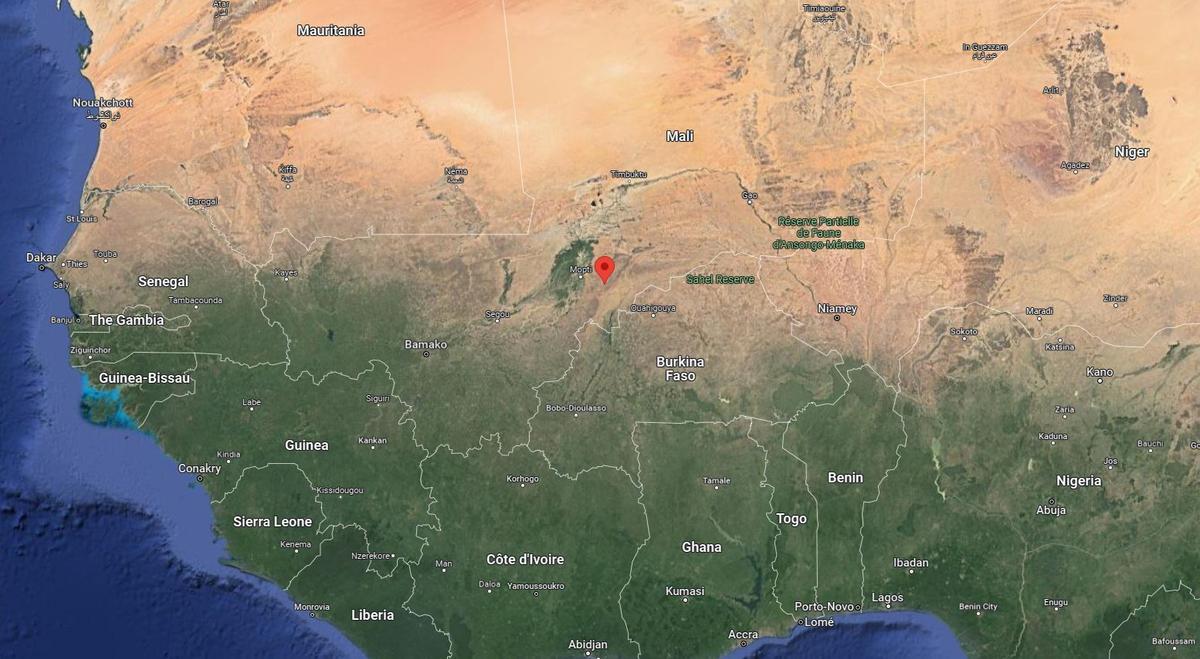 Passenger Bus Hits Improvised Bomb in Central Mali; 10 Dead