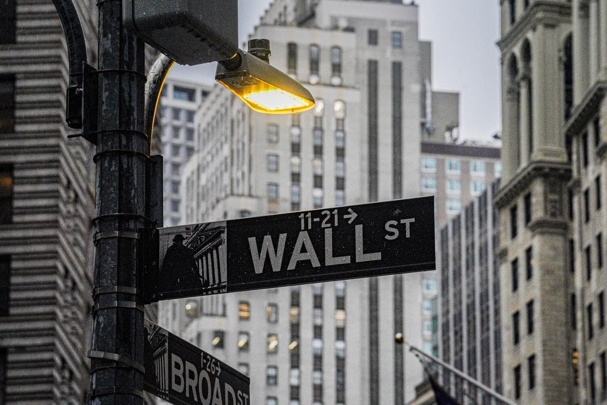 Where Does Wall Street See US, Global Stocks in 2023?