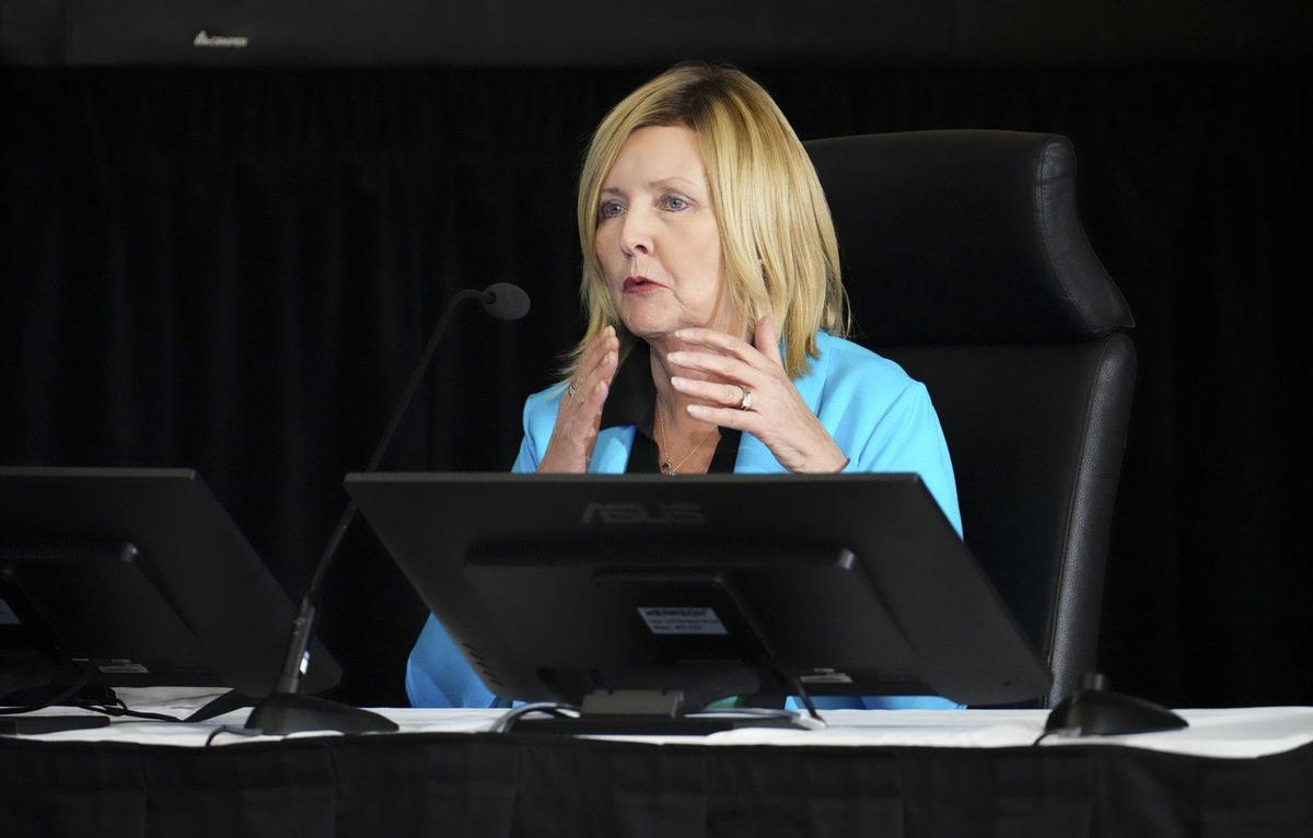 Police Chief Said ‘Freedom Convoy’ Would End by First Monday: Ex-police Board Chair