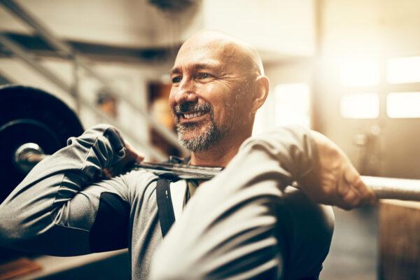 <span class="caption">If you can’t lift heavy or it’s not your thing, please don’t think lifting lighter weights is a waste of time. </span>(Ground Picture/Shutterstock)