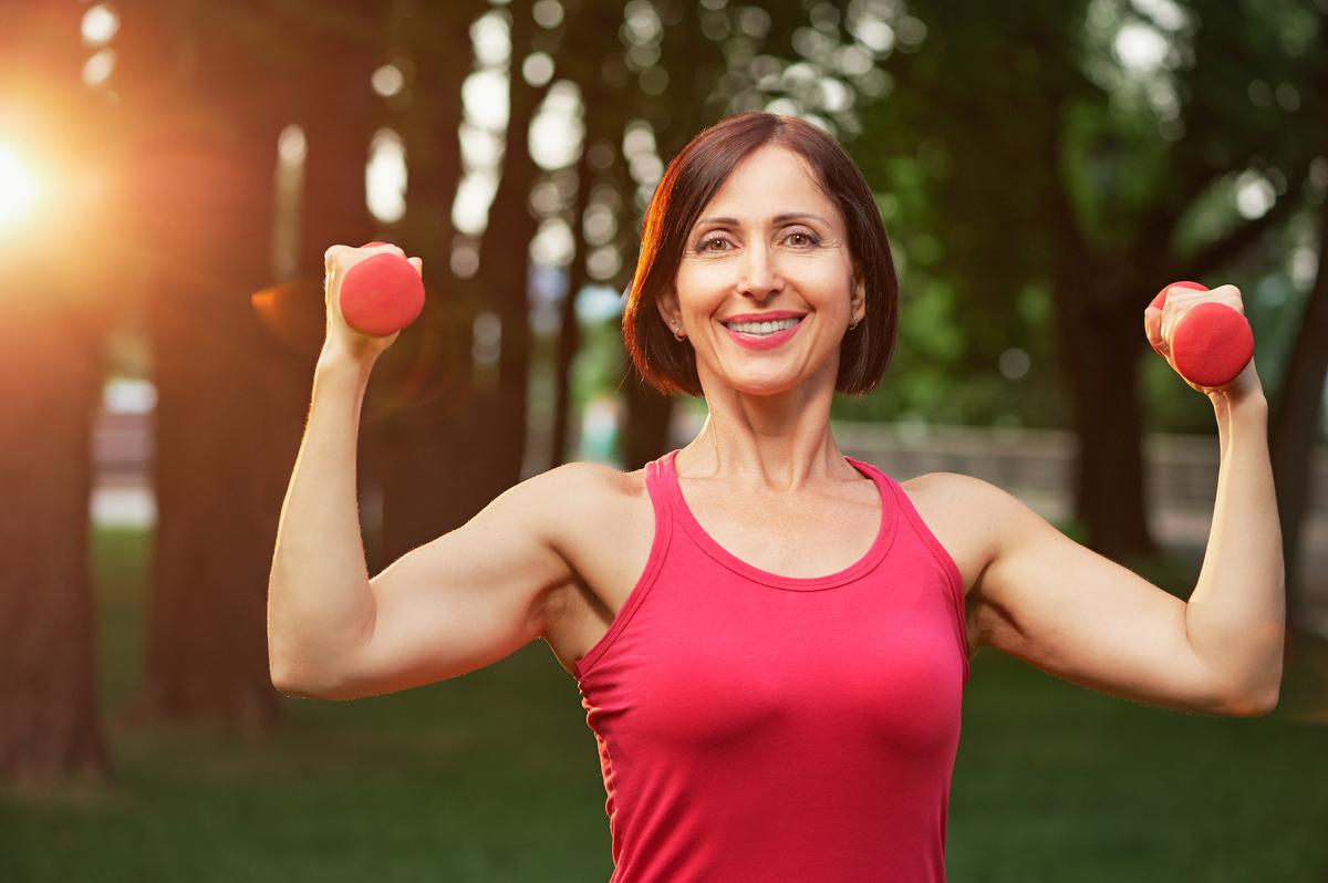 Lift Heavy or Smaller Weights With High Reps? It All Depends on Your Goal
