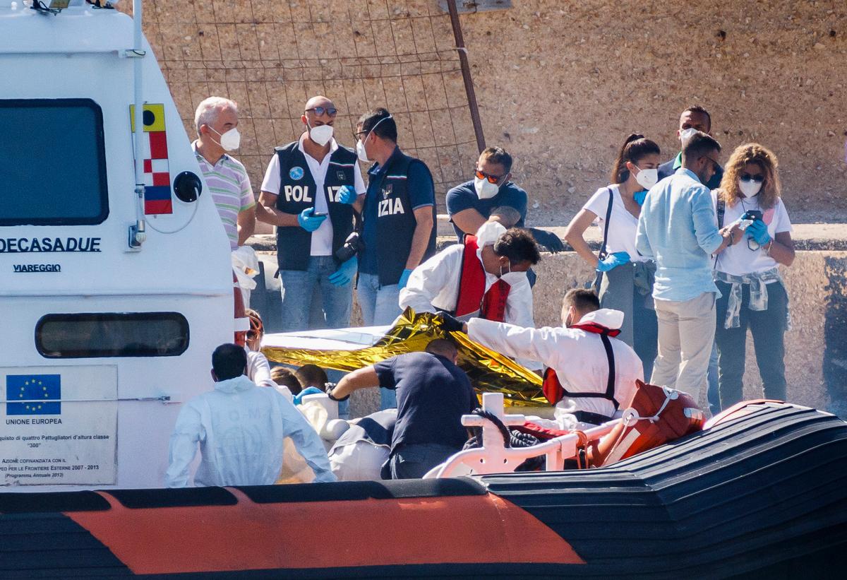 Italian Coast Guard Finds Bodies of 2 Minors on Migrant Boat