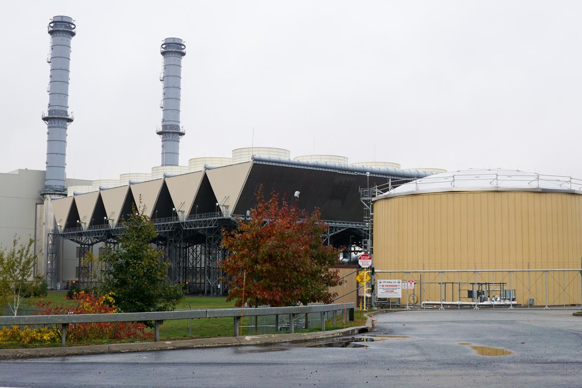 Lawmakers Question Energy Department Stating Renewables Lower Energy Bills