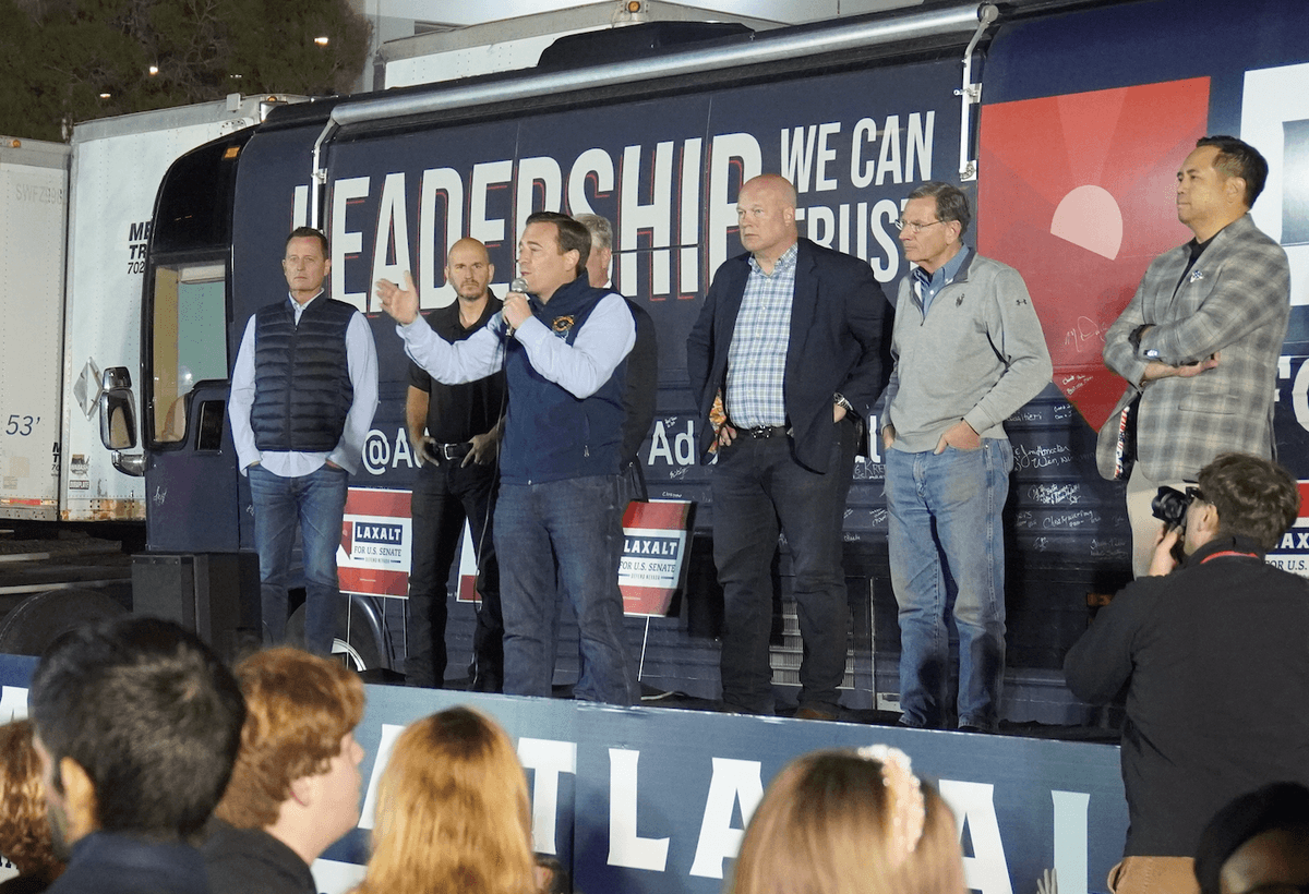 Before a Red Horizon, Republicans Rally for Nevada’s Laxalt