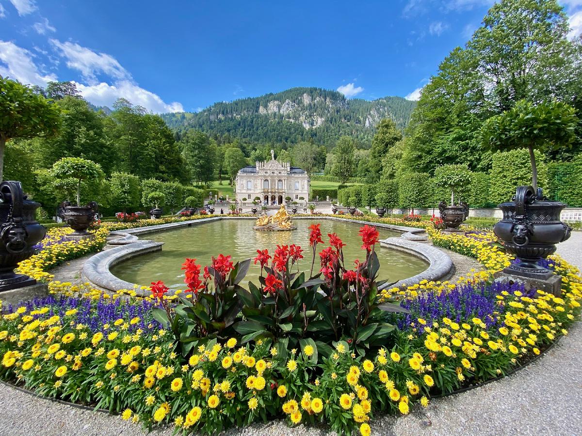 Munich: A City of Modern and Traditional Wonder