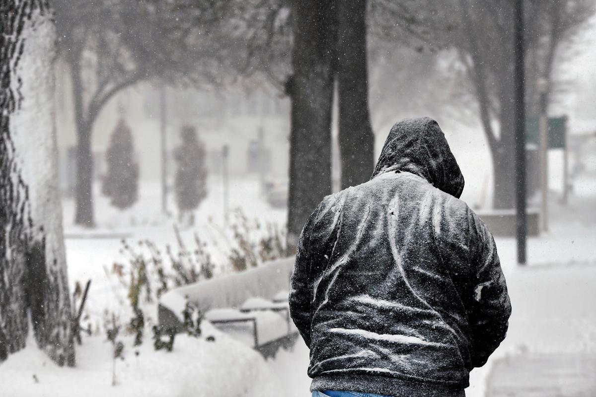 1st Winter Storm of Season Rolling Through Montana, Dakotas