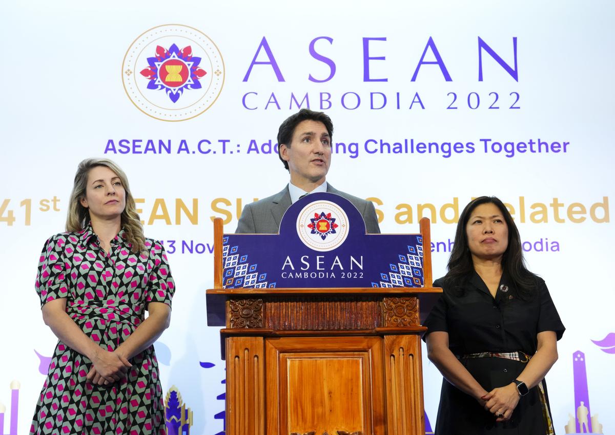 Trudeau Announces Over $300 Million in New Foreign Aid During ASEAN Summit in Cambodia