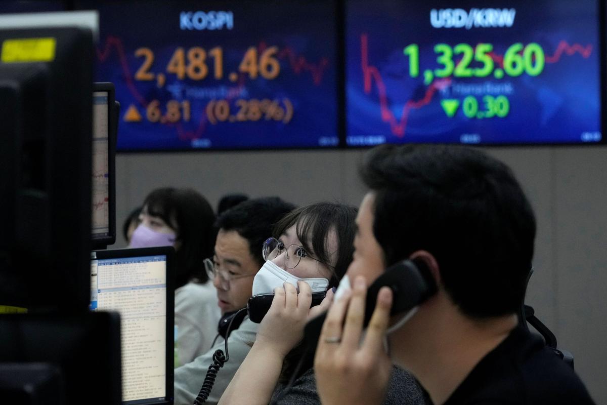 Global Stocks Higher After US, Chinese Presidents Meet