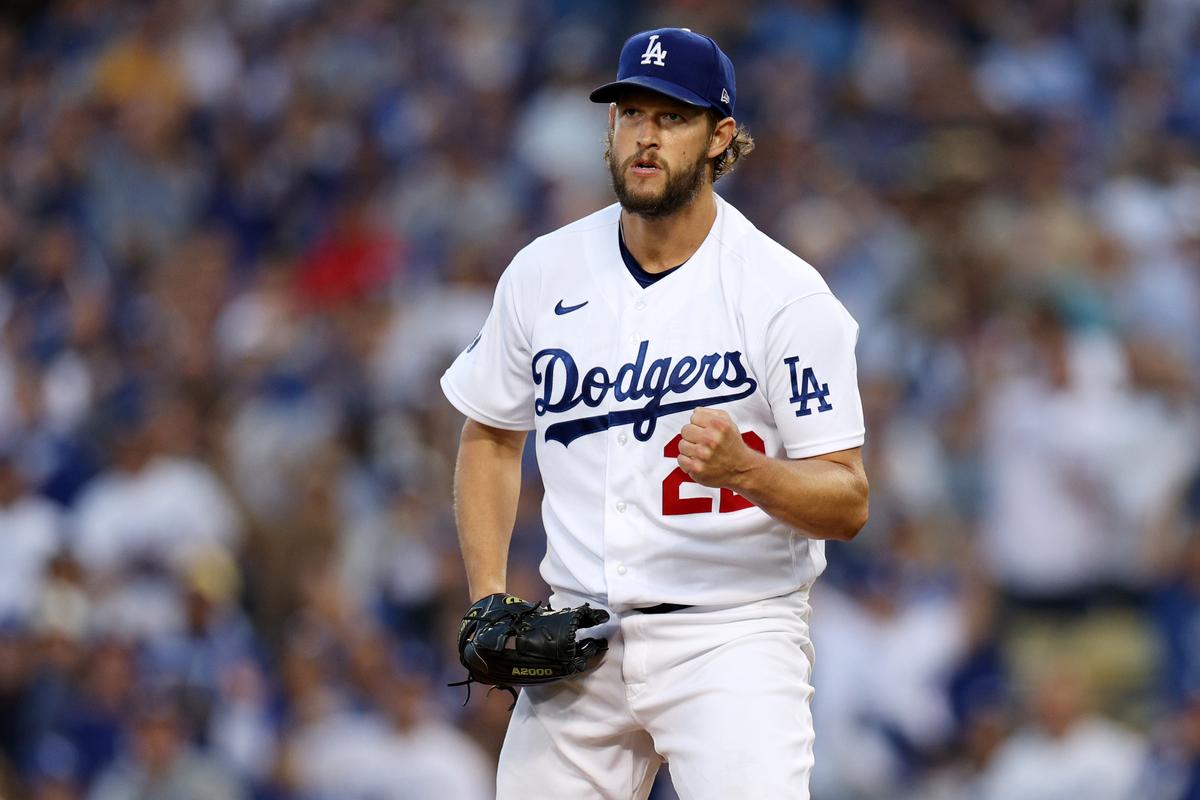 Dodgers, Clayton Kershaw Agree to 1-Year Deal