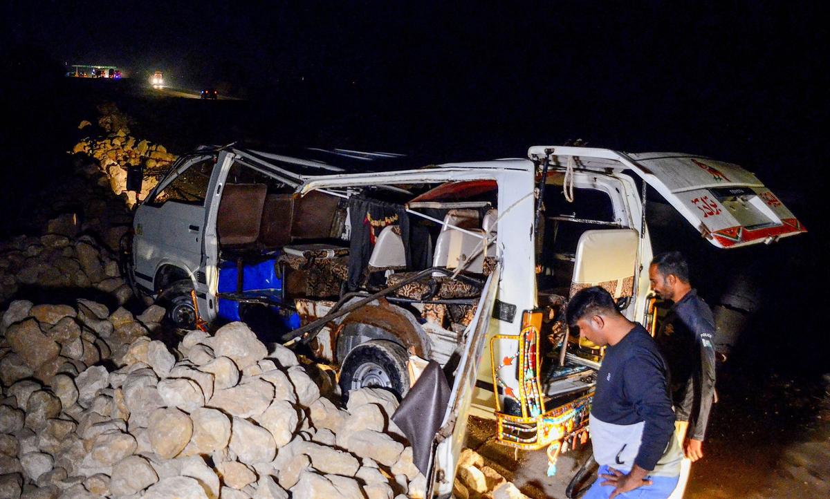 20 Killed in Van Accident as Record Floods Haunt Pakistan