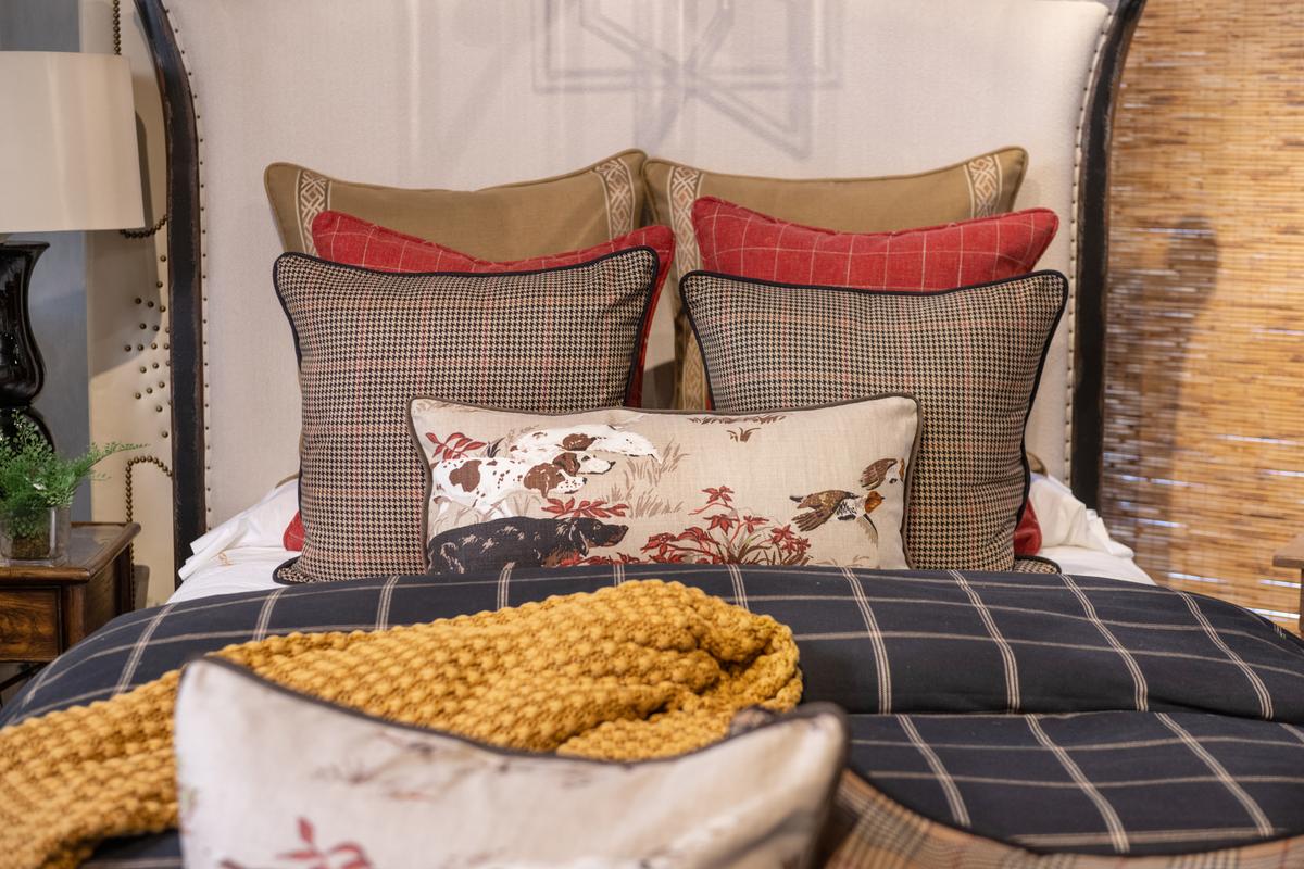 An Ode to Decorating With Plaid