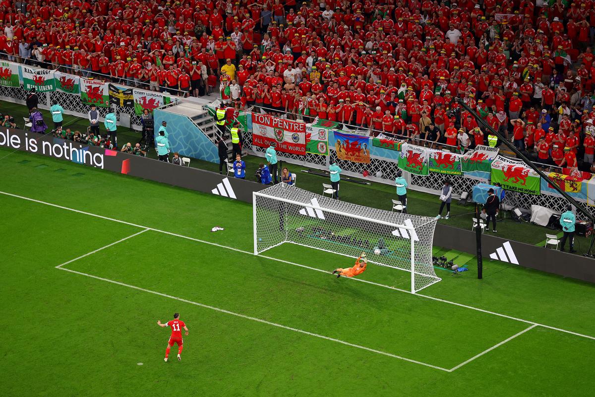 US Ties Wales 1–1 in Their World Cup Opener