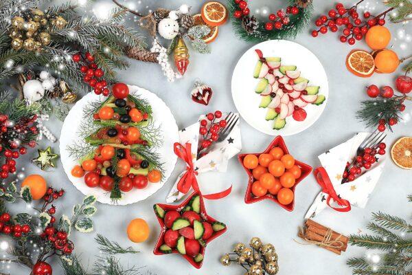 Load up on fresh, organic fruits in a gorgeous display (svetlanabalyn/Shutterstock)
