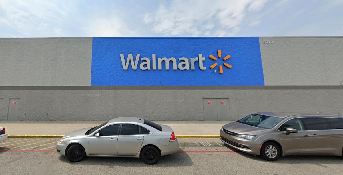 Police: 1 Shot at North Carolina Walmart, Officers Search for Shooter