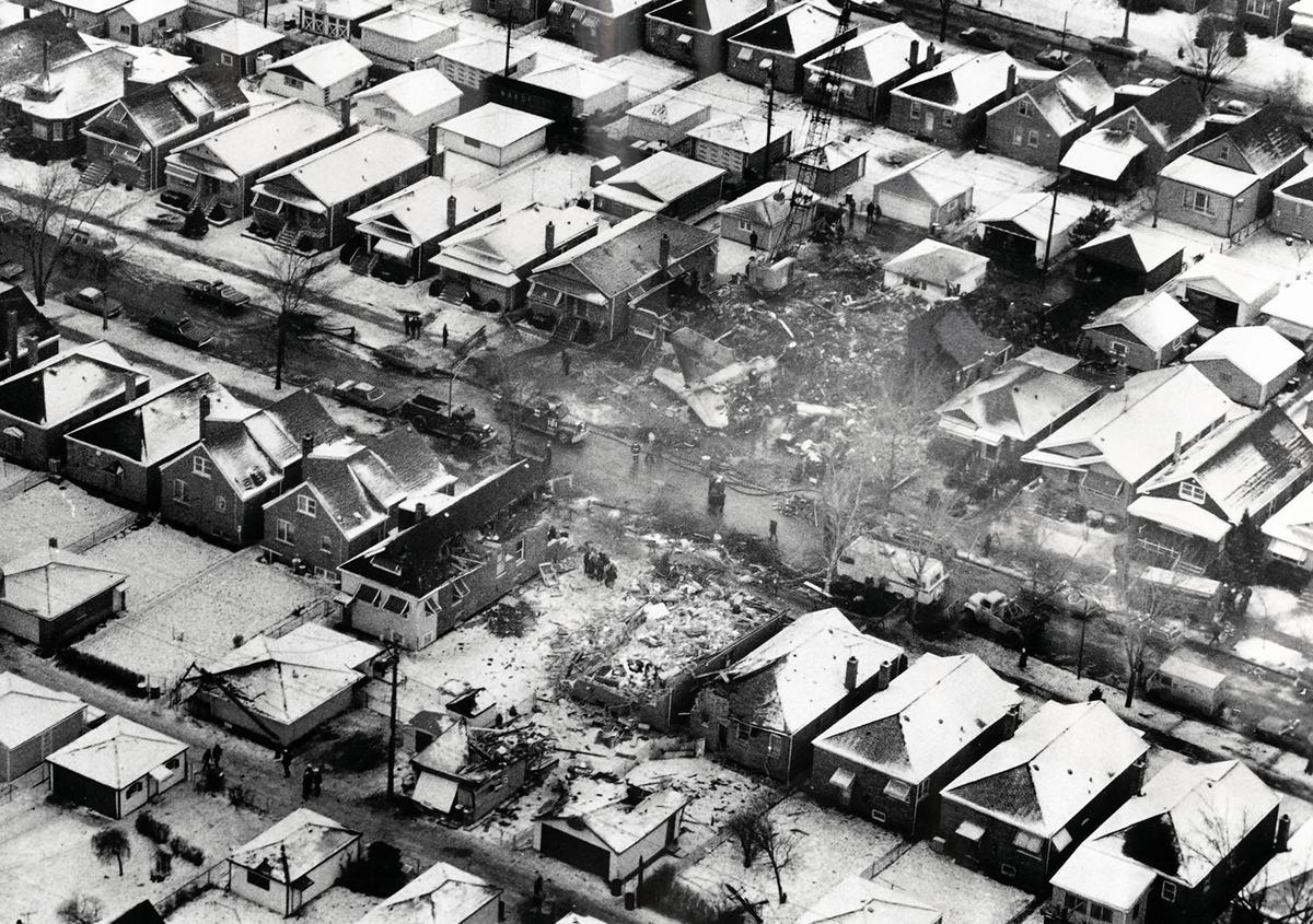Witnesses Recall the Day 45 People Died When a Passenger Jet Crashed Into a Chicago Neighborhood
