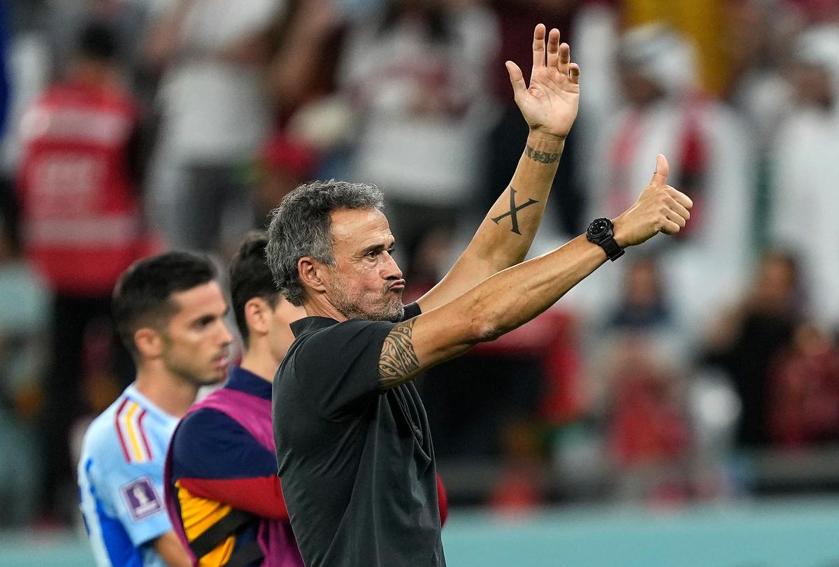 Luis Enrique Replaced as Spain Coach After World Cup Exit