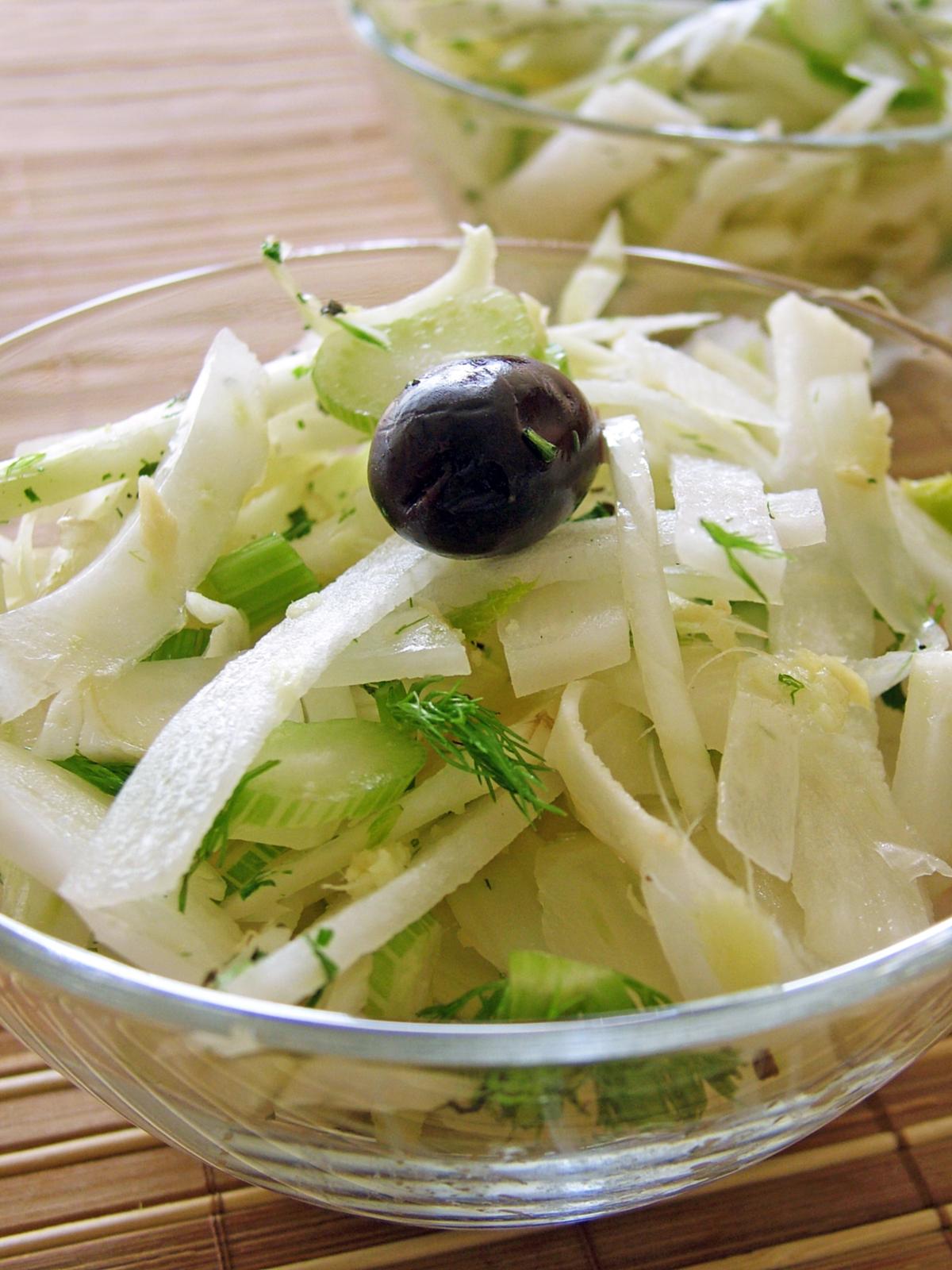 Fennel Salad With Lemon Parmesan Dressing Is Zesty and Refreshing