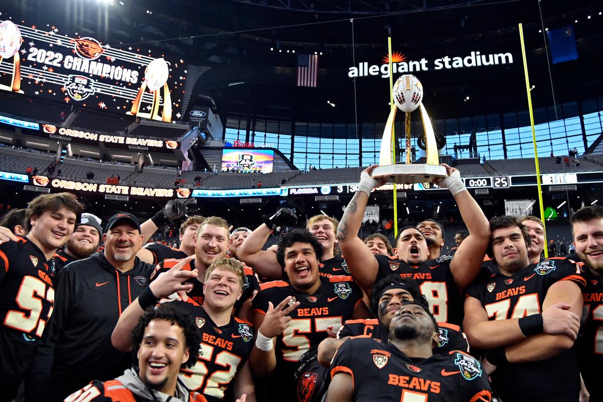 No. 14 Oregon State Stifles Florida in Las Vegas Bowl