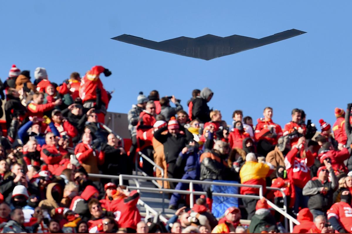 Air Force Grounds Entire B-2 Fleet After Emergency Landing