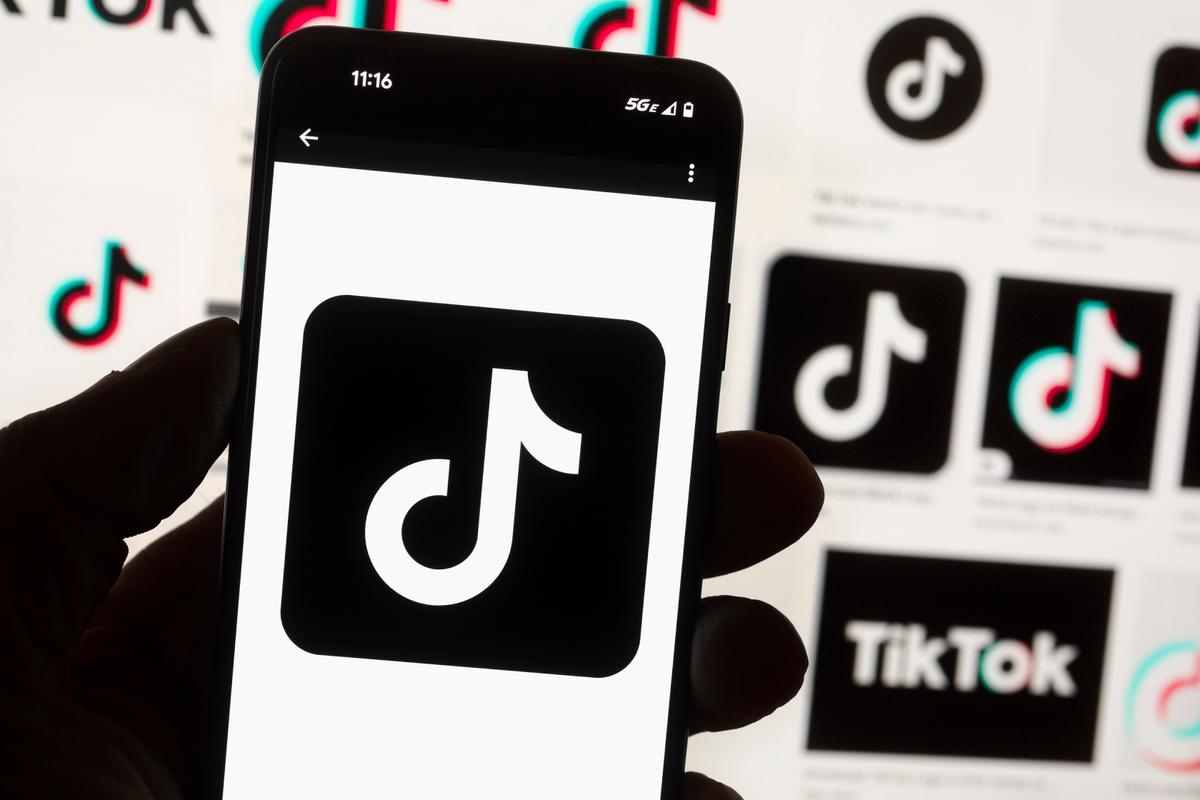 Westminster Bans TikTok on Government Issued Phones 