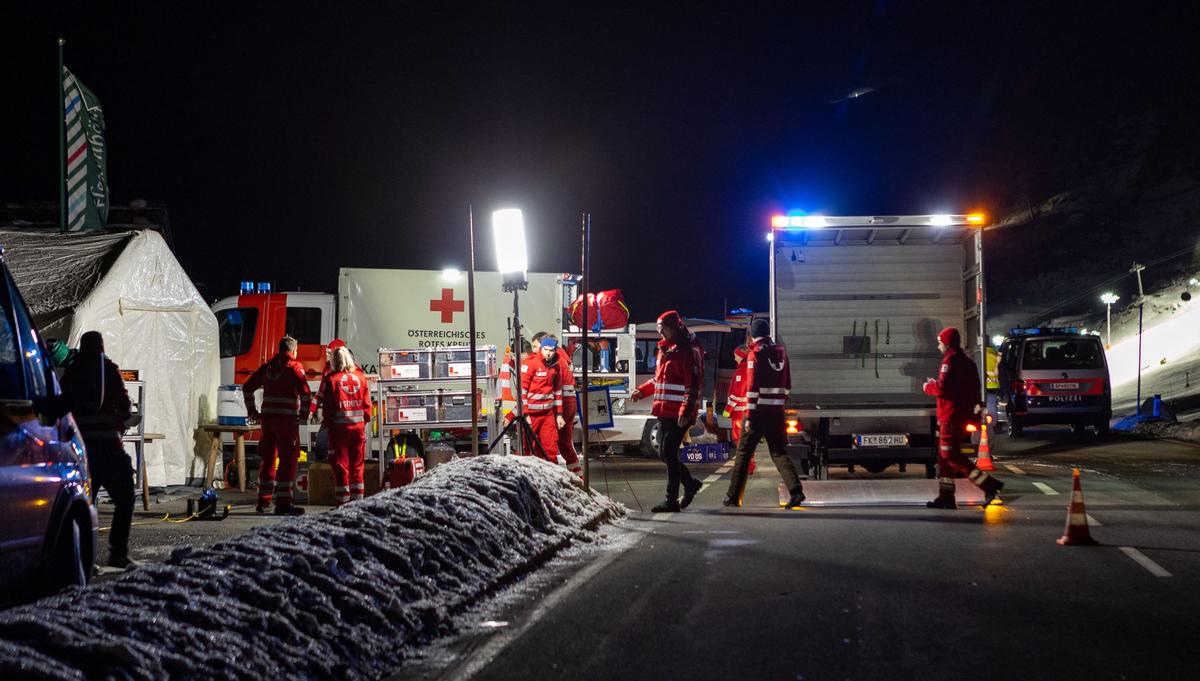All Missing People Found Alive After Austrian Avalanche: APA