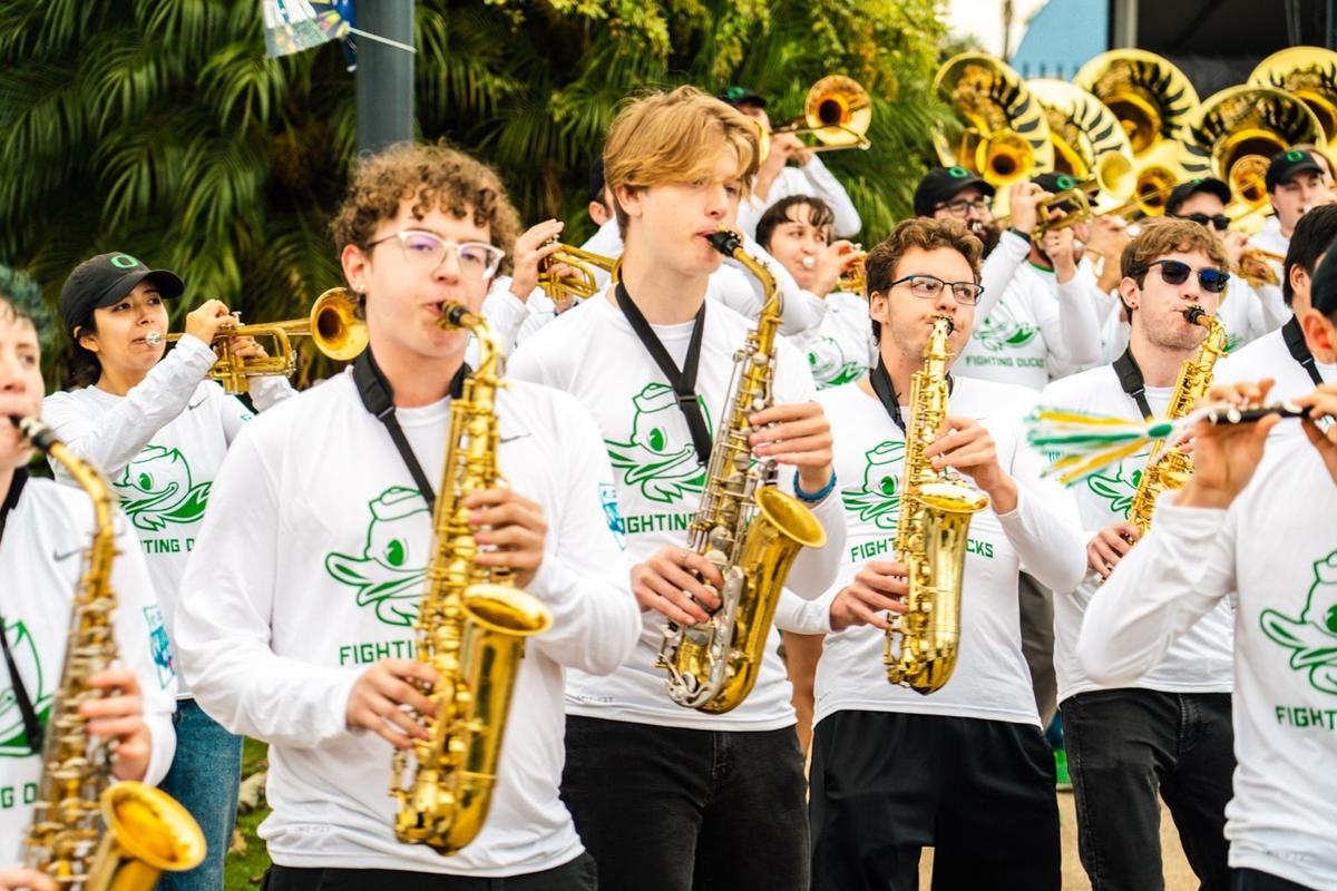 Oregon Marching Band Performing at SeaWorld San Diego