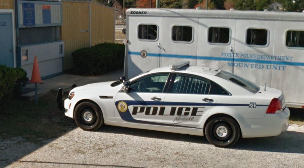 1 Dead, 9 Hurt in Alabama Shooting Near New Year’s Eve Party
