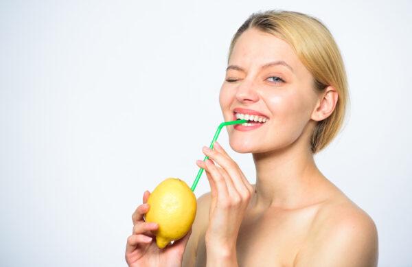 <span class="caption">You can always use a straw. </span>(Just dance/Shutterstock)