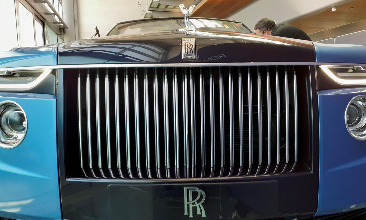 Rolls-Royce Rides Ongoing Luxury Demand to Sales Record in 2022