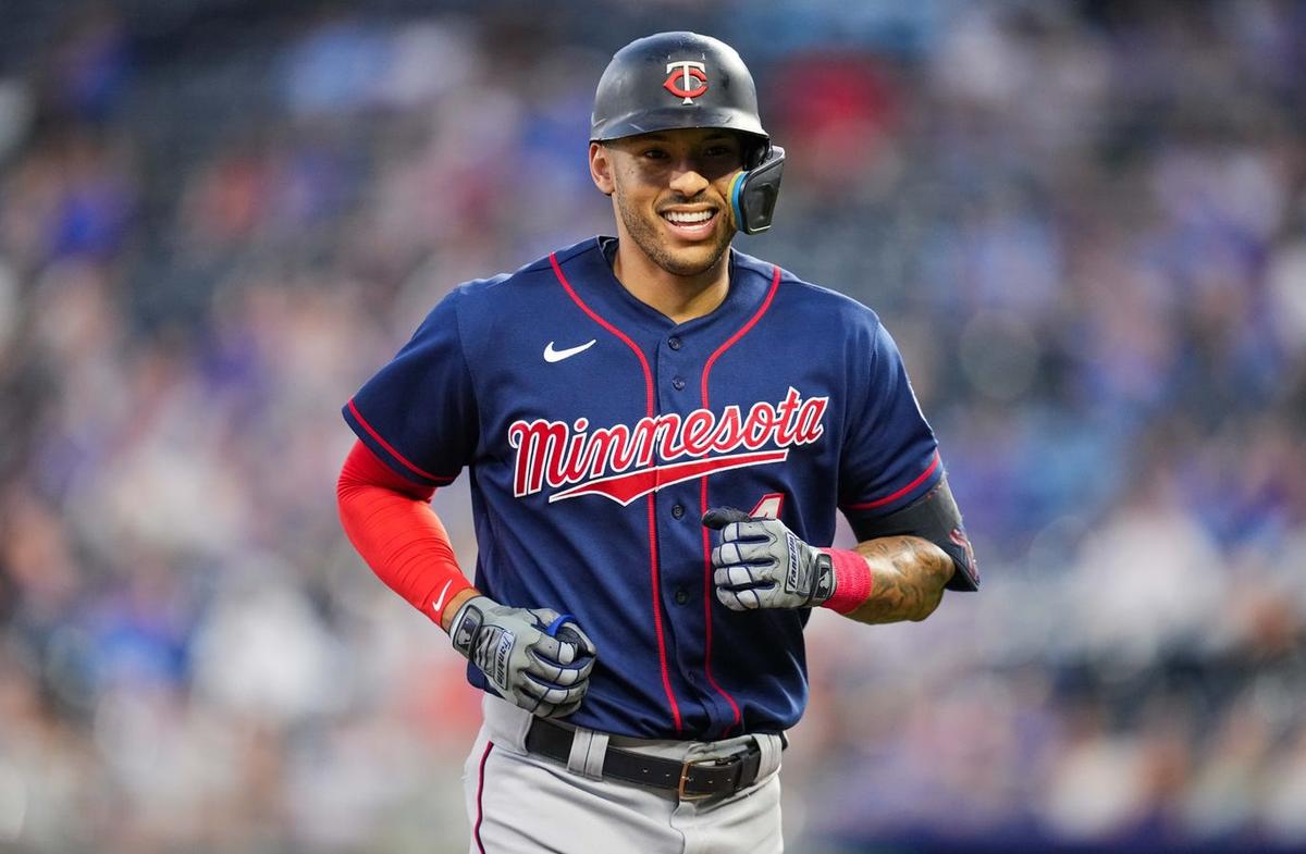 Carlos Correa Back With Twins for $200M