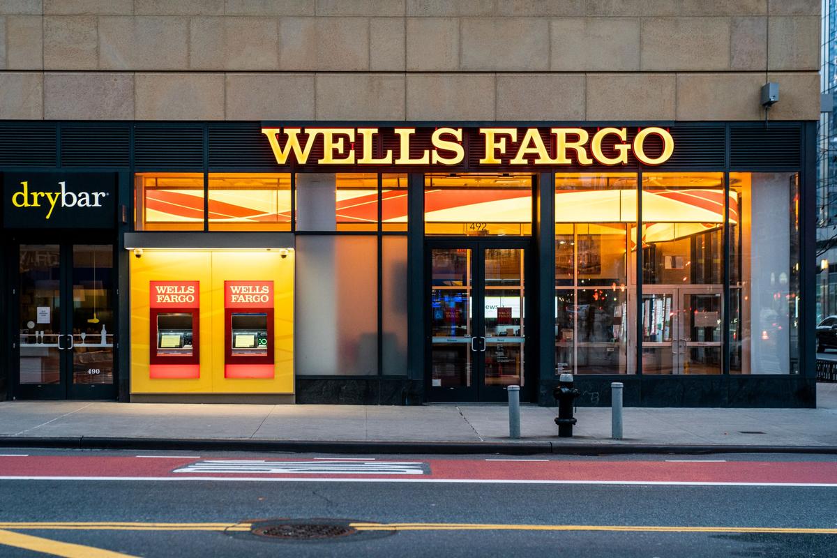 Wells Fargo Misses Profit Estimate on Higher Reserves, Scandal Costs