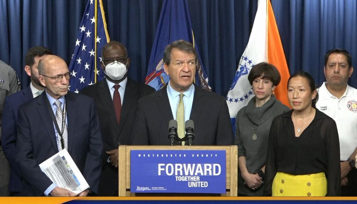 2 Dead in Suburban New York Plane Crash